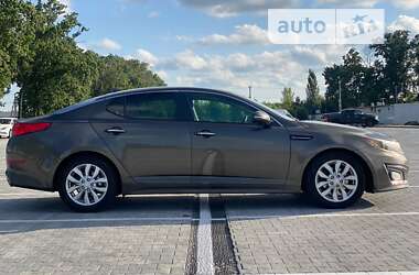 Седан Kia Optima 2014 в Києві