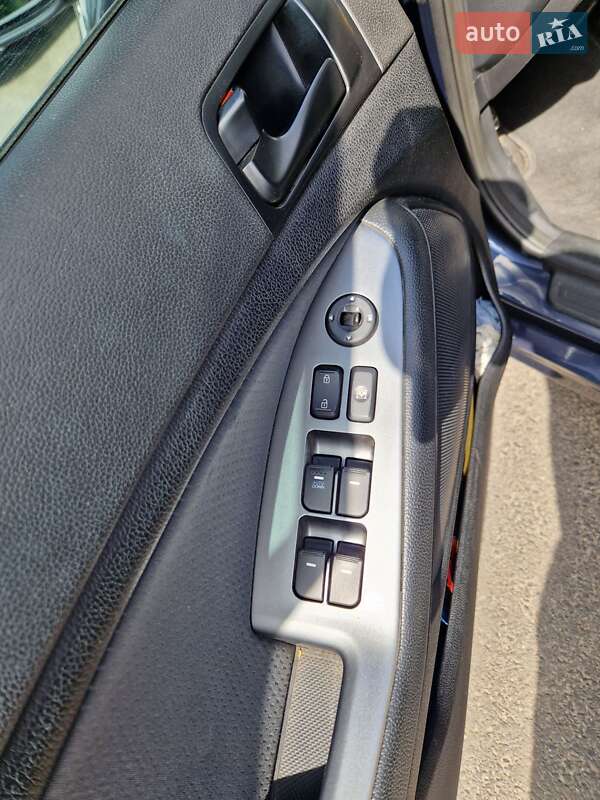 Седан Kia Optima 2014 в Харкові