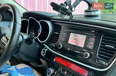 Седан Kia Optima 2013 в Днепре
