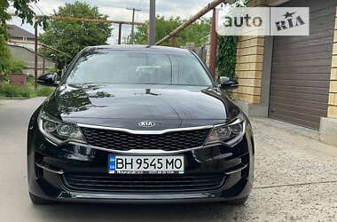 Седан Kia Optima 2016 в Одессе