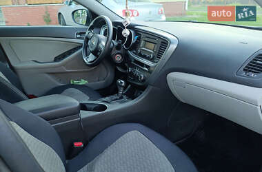 Седан Kia Optima 2014 в Житомире