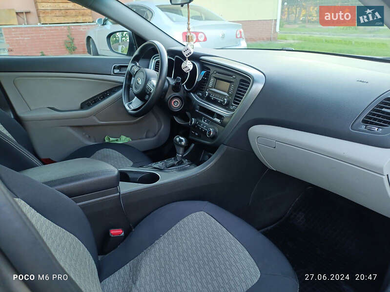 Седан Kia Optima 2014 в Житомире