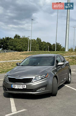 Седан Kia Optima 2013 в Виннице