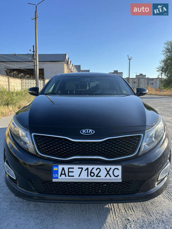 Седан Kia Optima 2014 в Кривом Роге