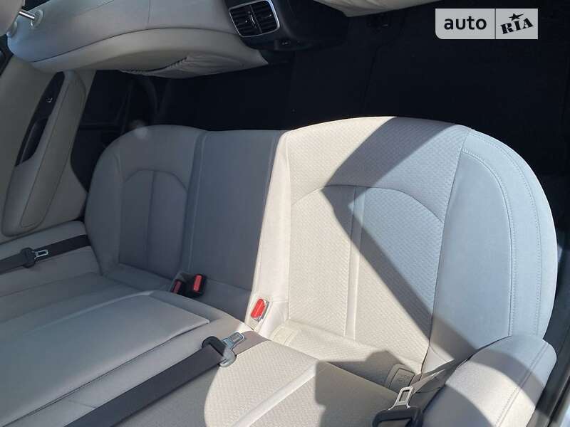 Седан Kia Optima 2017 в Одессе