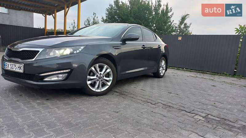 Седан Kia Optima 2012 в Хмельницком