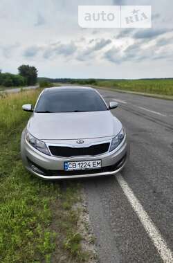 Седан Kia Optima 2012 в Чернигове