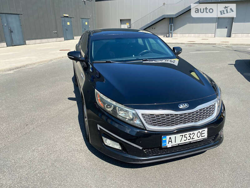 Седан Kia Optima 2014 в Киеве