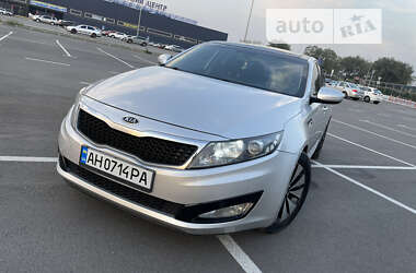 Седан Kia Optima 2012 в Дніпрі