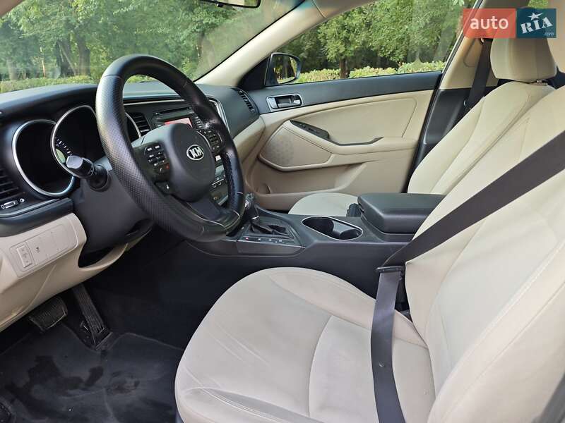 Седан Kia Optima 2014 в Луцьку