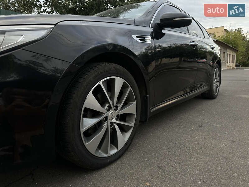 Універсал Kia Optima 2016 в Ізмаїлі
