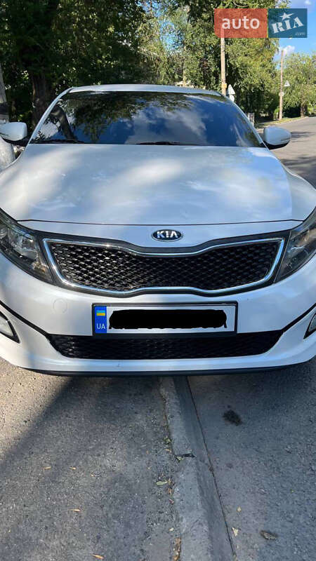 Седан Kia Optima 2015 в Днепре