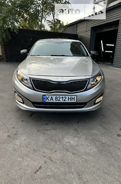 Седан Kia Optima 2013 в Киеве