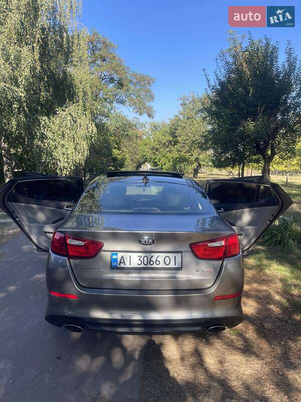 Седан Kia Optima 2015 в Киеве