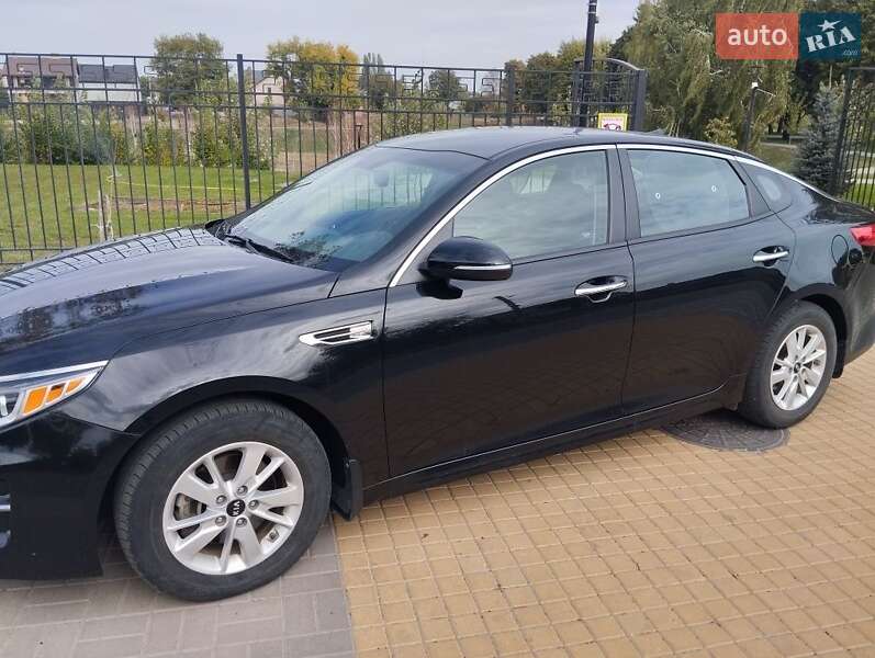 Седан Kia Optima 2016 в Горе
