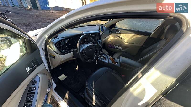 Седан Kia Optima 2012 в Вишневому фото 9 Седан Kia Optima 2012 в Вишневому