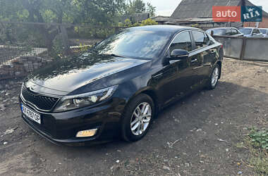 Седан Kia Optima 2014 в Краснограде