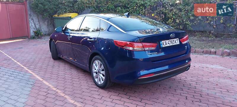 Седан Kia Optima 2017 в Києві