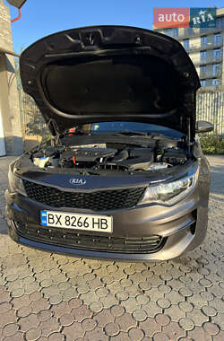 Седан Kia Optima 2017 в 