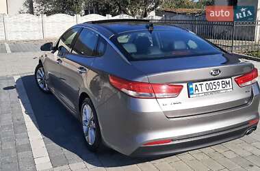 Седан Kia Optima 2016 в 
