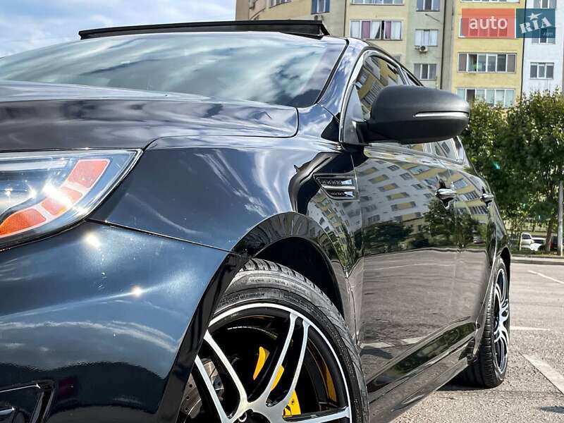 Седан Kia Optima 2014 в Ивано-Франковске