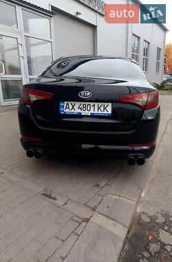 Седан Kia Optima 2012 в Харькове