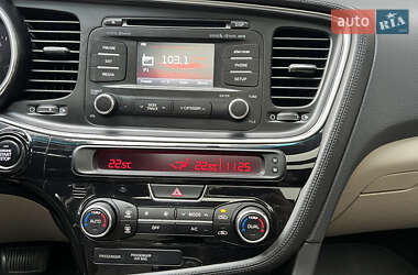 Седан Kia Optima 2013 в 