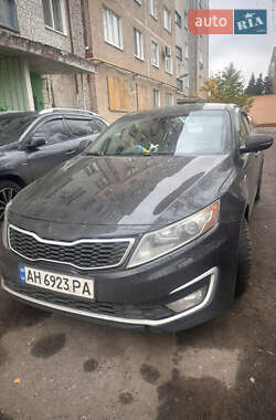 Седан Kia Optima 2013 в Краматорске