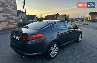 Седан Kia Optima 2012 в Владимире