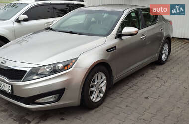 Седан Kia Optima 2013 в Вінниці