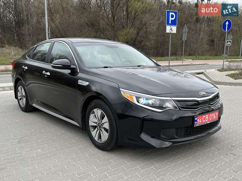 Седан Kia Optima 2016 в Львові