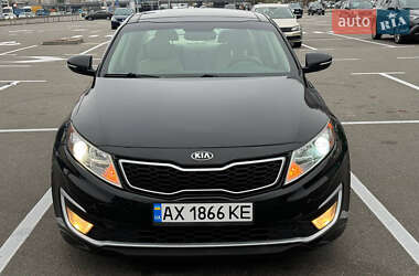 Седан Kia Optima 2013 в Киеве