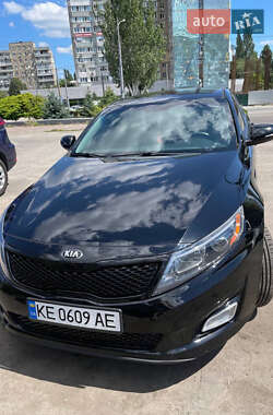 Седан Kia Optima 2015 в Днепре