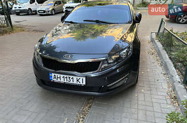 Седан Kia Optima 2012 в Дніпрі