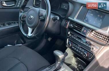 Седан Kia Optima 2017 в Рівному