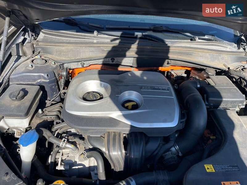 Седан Kia Optima 2017 в Ровно