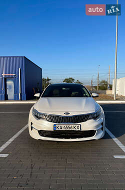 Седан Kia Optima 2016 в Кропивницком