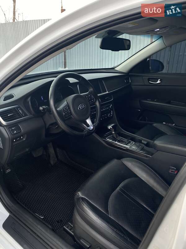 Седан Kia Optima 2016 в Виннице
