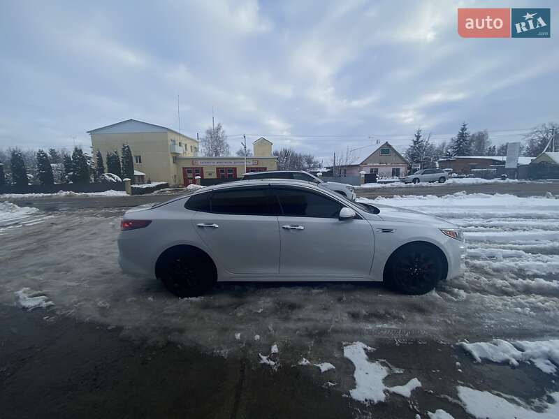 Седан Kia Optima 2016 в Виннице