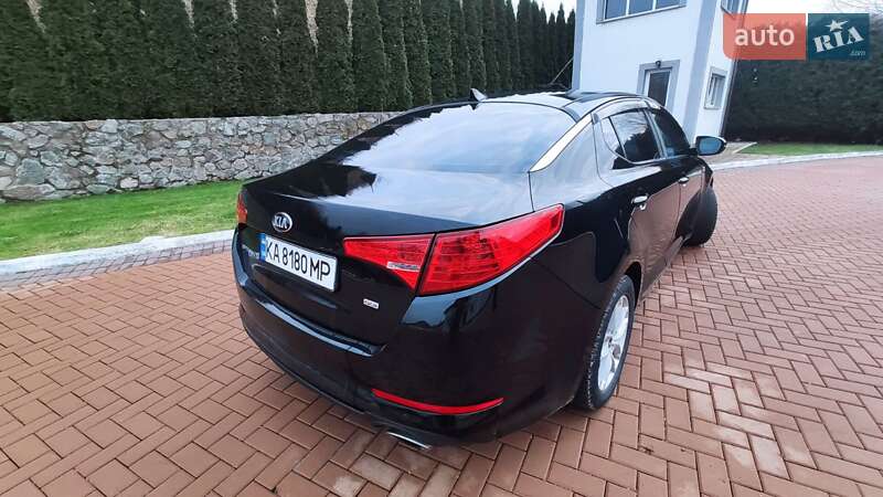 Седан Kia Optima 2011 в Киеве