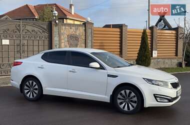 Седан Kia Optima 2012 в Києві