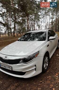 Седан Kia Optima 2016 в Дніпрі