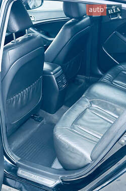 Седан Kia Optima 2011 в 