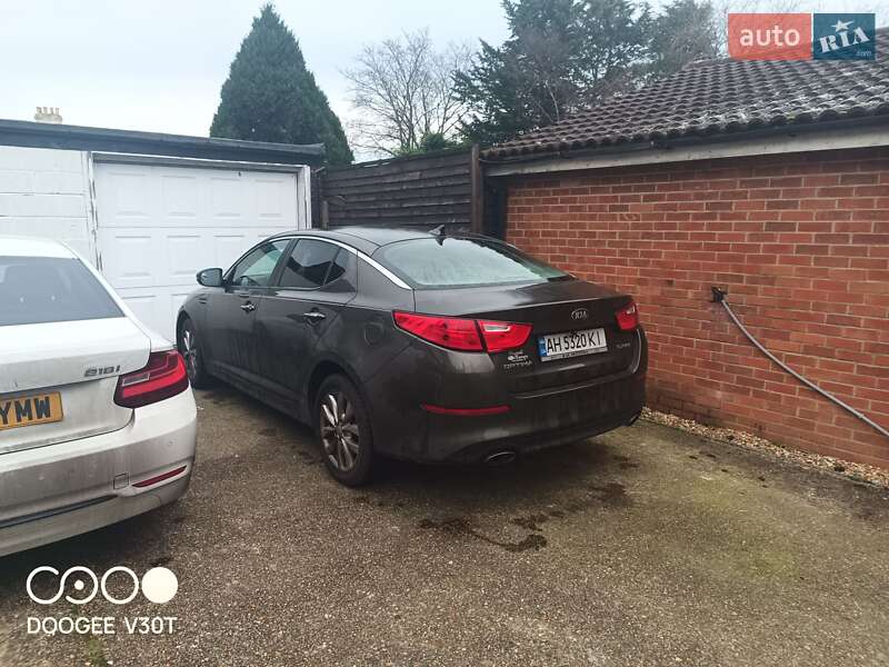 Седан Kia Optima 2014 в Львове