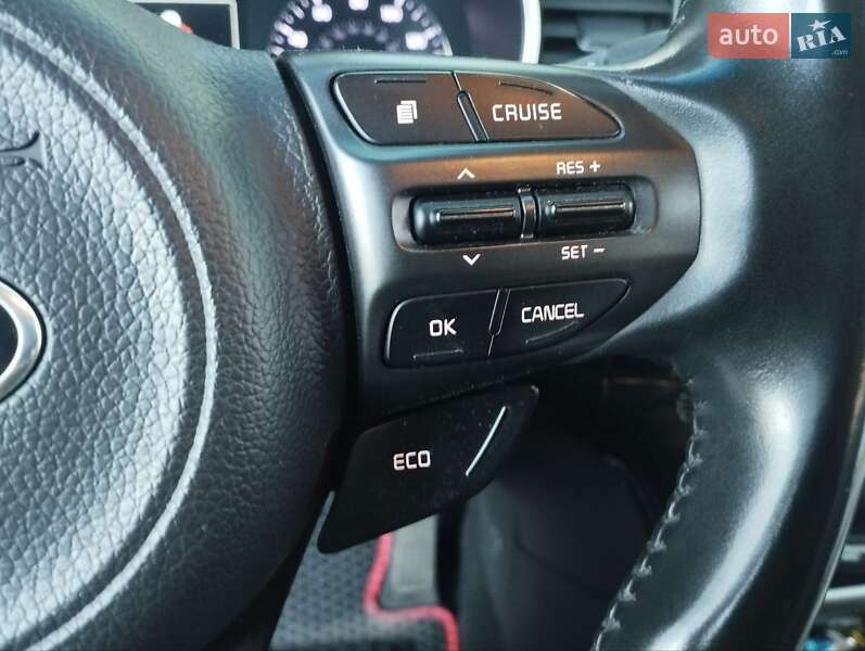 Седан Kia Optima 2014 в Одессе