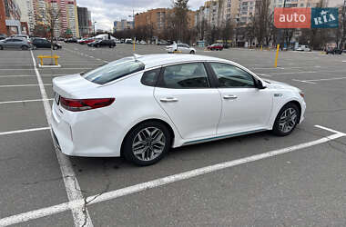Седан Kia Optima 2019 в 
