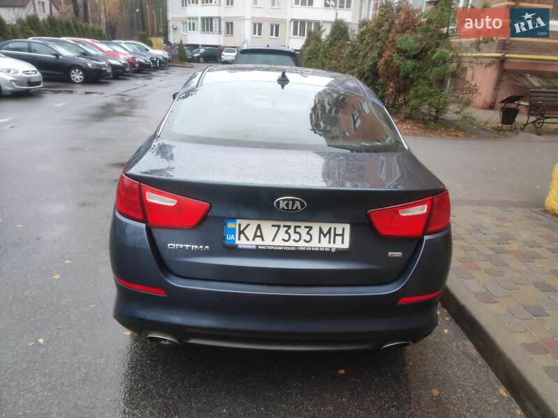 Седан Kia Optima 2014 в Киеве