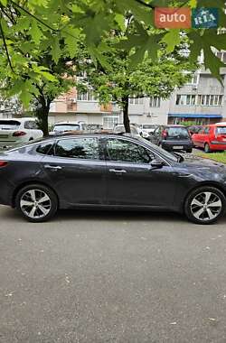 Седан Kia Optima 2017 в 