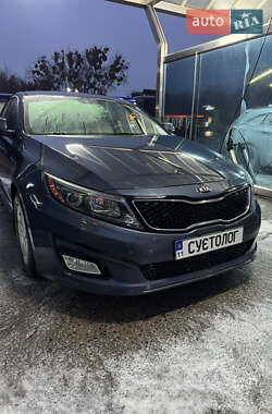 Седан Kia Optima 2015 в Киеве