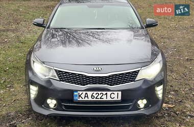 Седан Kia Optima 2017 в Киеве